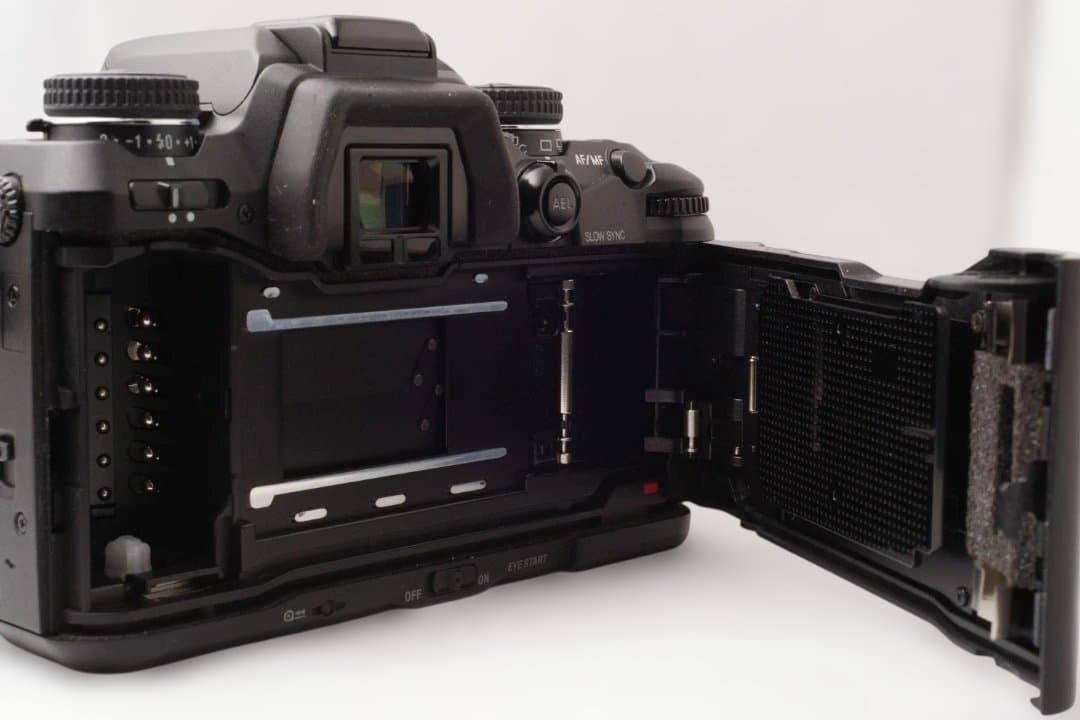 MINOLTA α-7 一眼レフフィルムカメラ AFレンズ４本セット