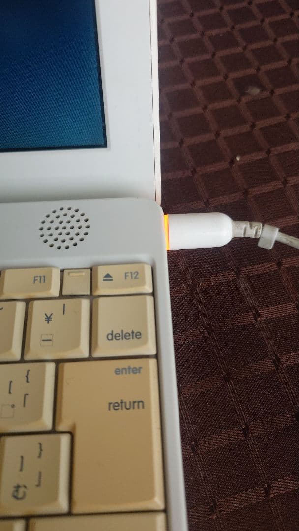 動作品　Apple iBook G4 1.07GHz 512MB