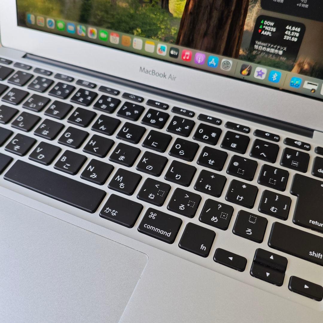 【最新OS RAM8GB】Macbook Air 11インチ　2013 充電器付