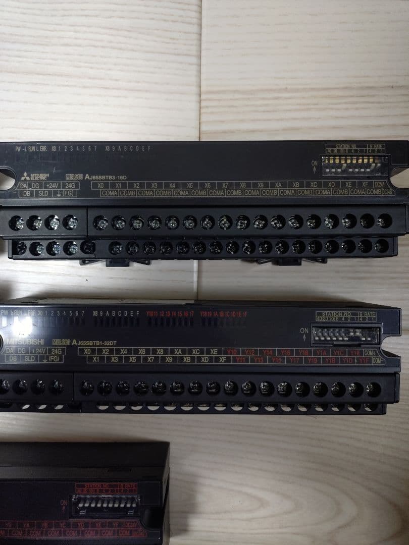 MITSUBISHI PLC　i/oユニット