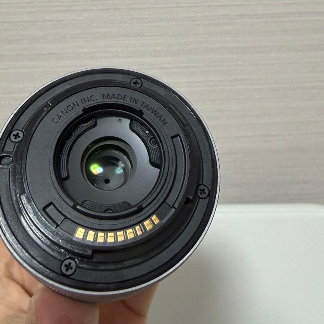 Canon EOS Kiss M2 ダブルズームキット(ホワイト)