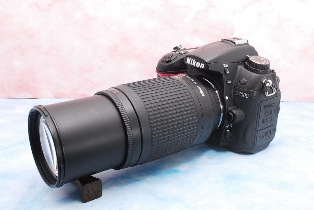 ◎ニコン D7000◎超望遠レンズ付Wレンズ◎ショット数極少◎一眼レフカメラ