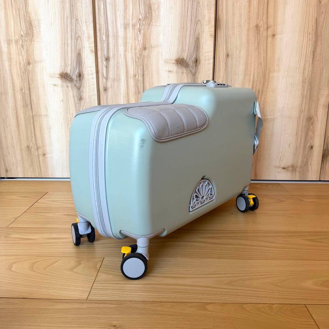 キッズトラベル 機内持ち込み可 子供が乗れるキャリーケース