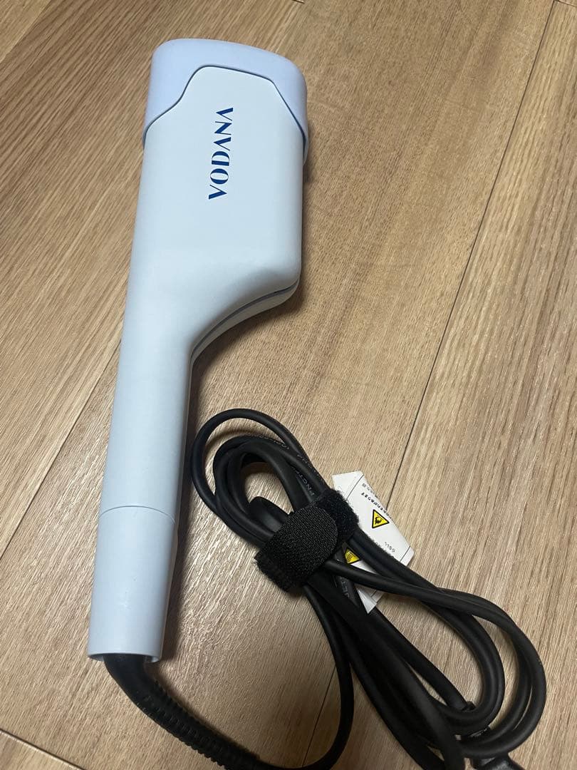 【ほぼ新品】VODANA ヘアアイロン トリプルウェーブアイロン40mm