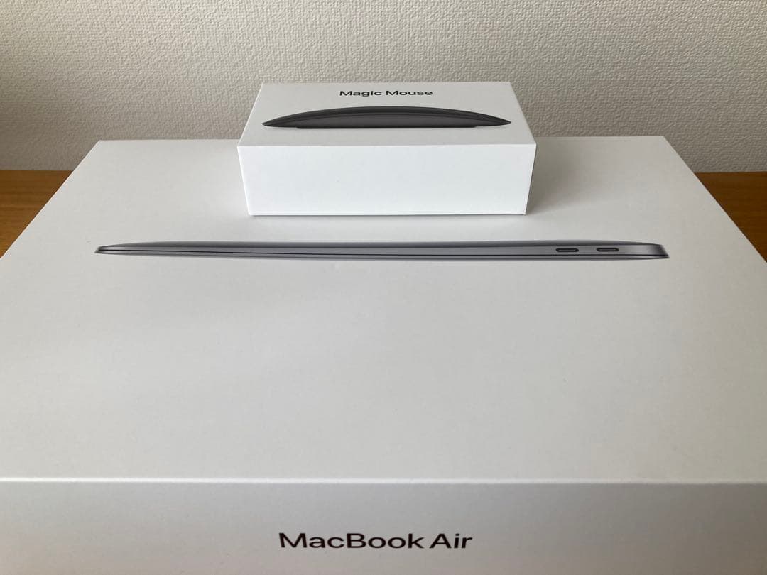 【美品】MacBook Air 2020 corei3 8GB/256GB