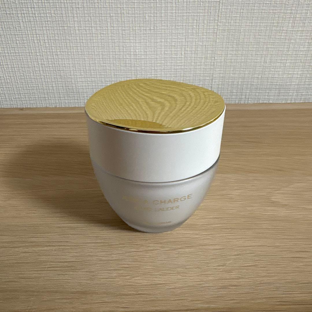 エスティーローダー　アクアチャージ　ミルキークリーム