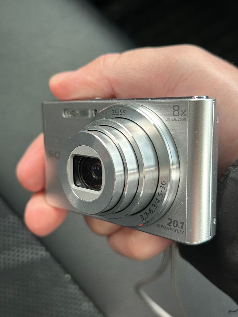 SONY Cyber-Shot DSC-W830 シルバー