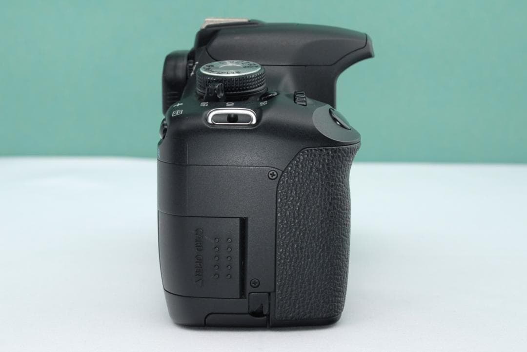 ☘️入門機におすすめ✨️ Canon Kiss X3 一眼レフ 操作簡単 初心者