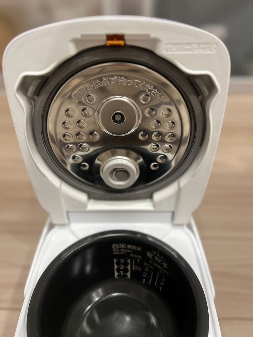 三菱電機 炊飯器 3.5合 IH式 一人暮らし NJ-SE06F-W