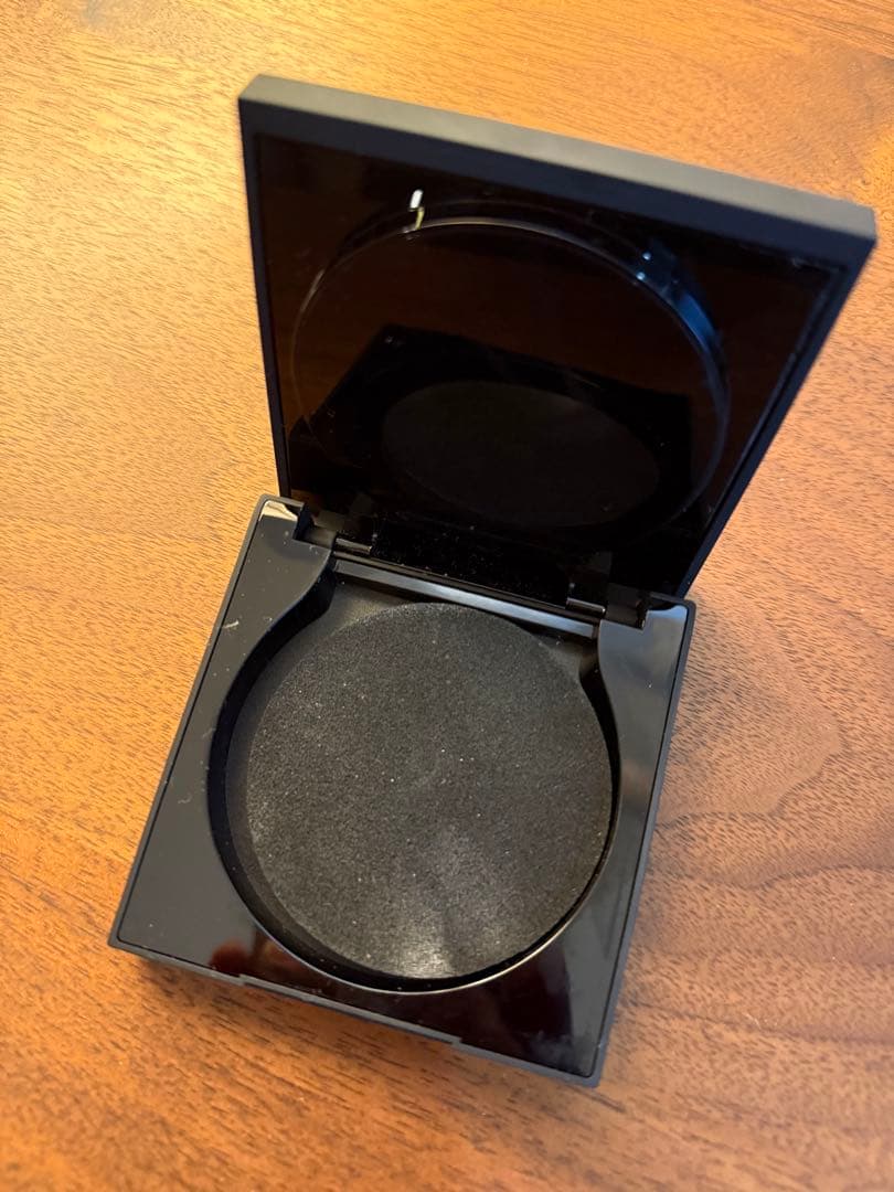 YSL オールアワーズ　ハイパー　プレストパウダー