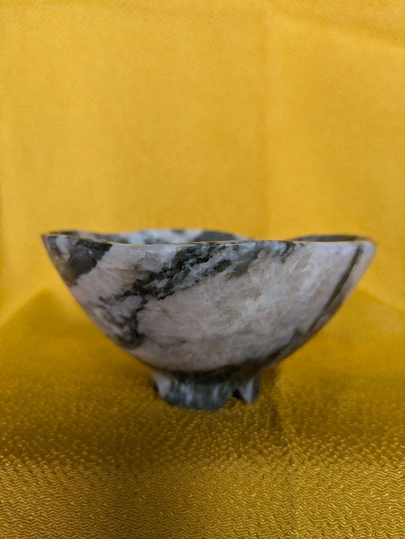 抹茶茶碗、石彫茶碗、緑色片岩茶碗、石器、倉田辰彦作、日本製
