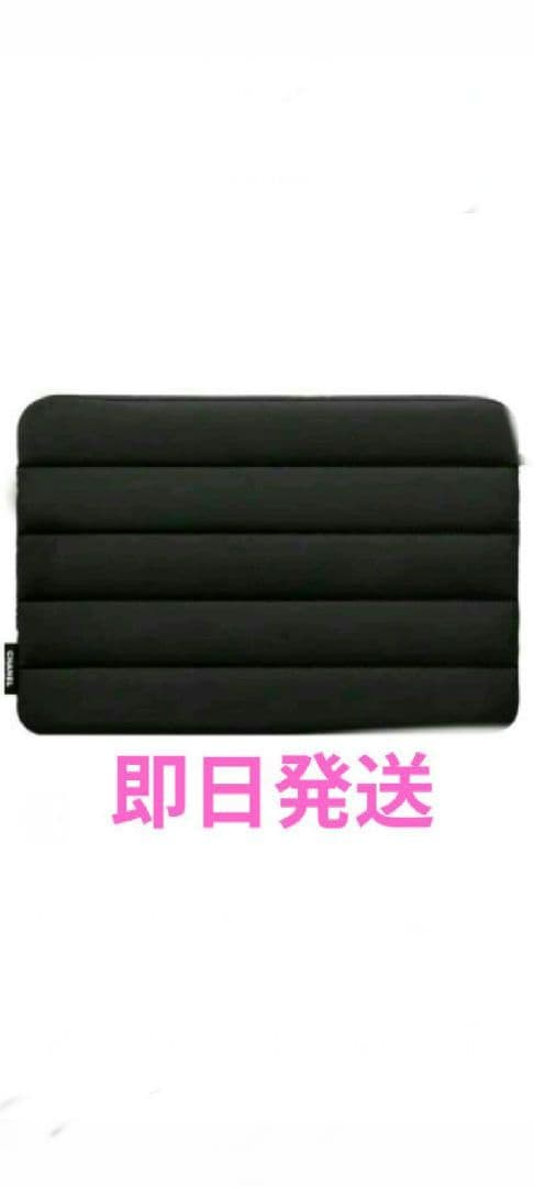 新品CHANEL マテリアル スリム プロテクティブ スリーブ .ノベルティ