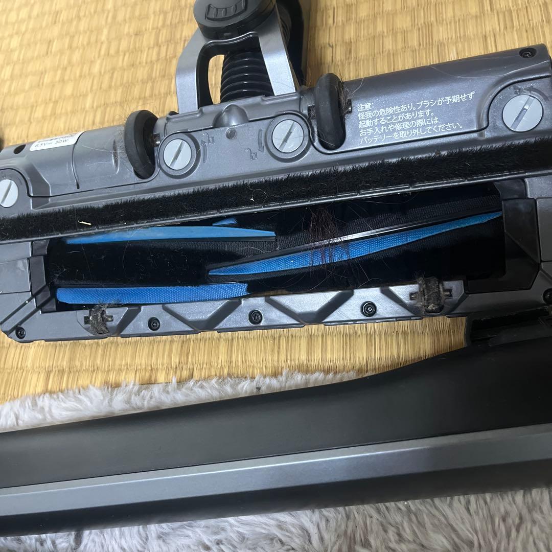 Shark スティッククリーナー 本体 充電スタンド付き