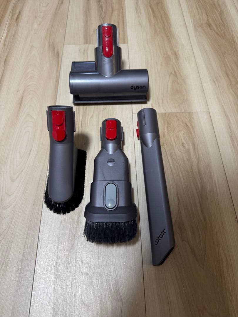 Dyson （ダイソン）　掃除機 V10 ドッグ一式