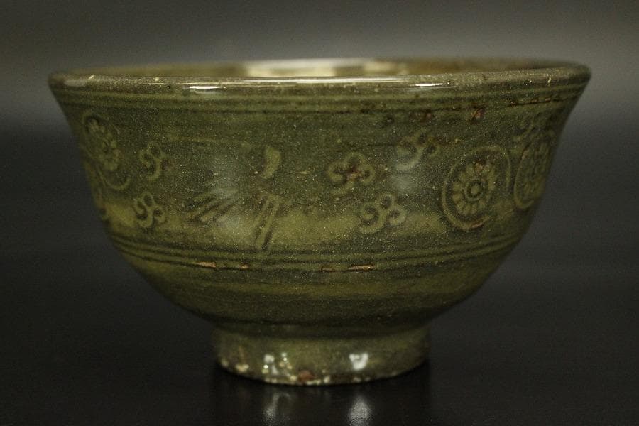茶道具 高麗青磁 雲鶴 茶碗 時代物(ZE752)