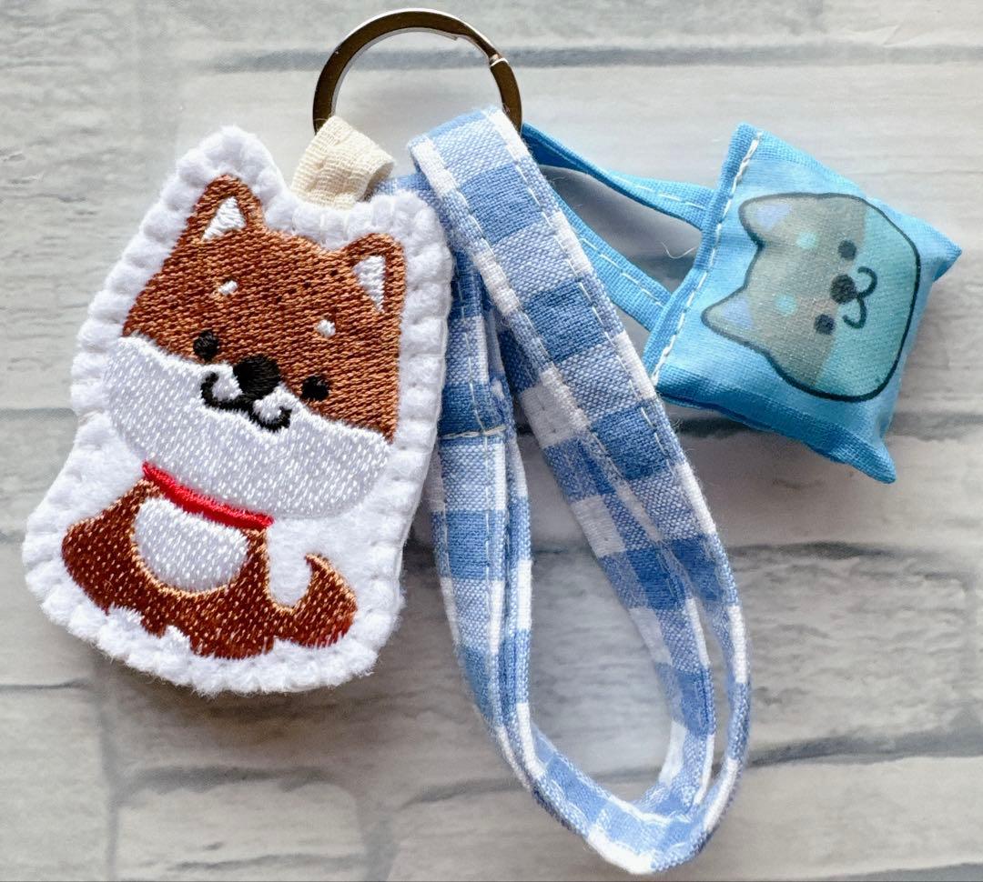 秋鮭様 リクエスト ハンドメイド　柴犬　刺繍　キーホルダー　ミニショルダーバッグ