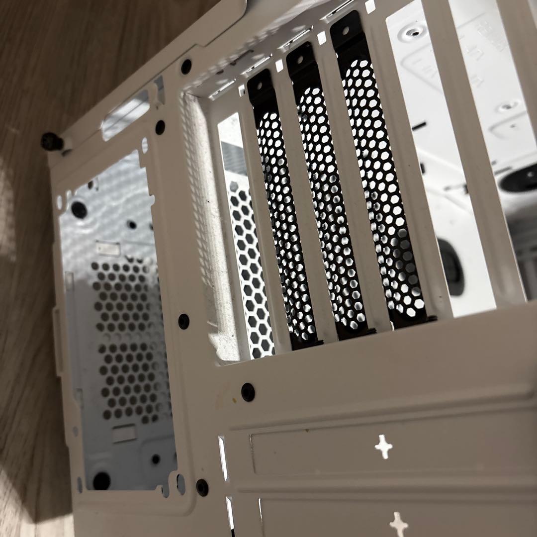 Corsair ミドルタワー型PCケース