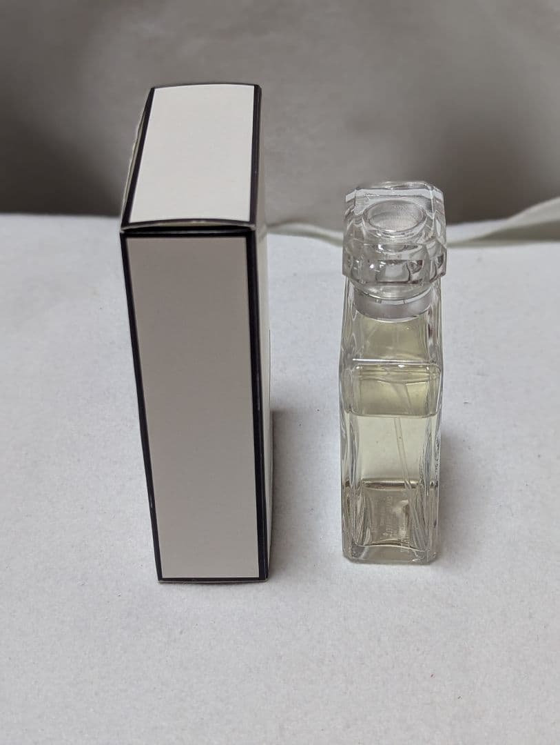 シャネルN°5L’EAUオードゥトワレット50ml