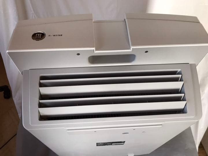 シャープ空気清浄機　FU-N51CX-W