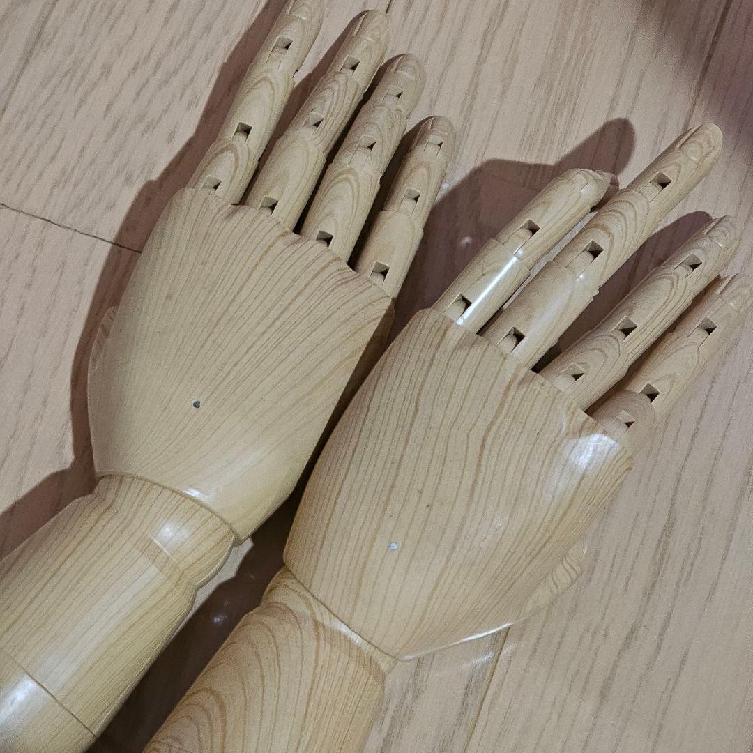 腕付きのマネキン