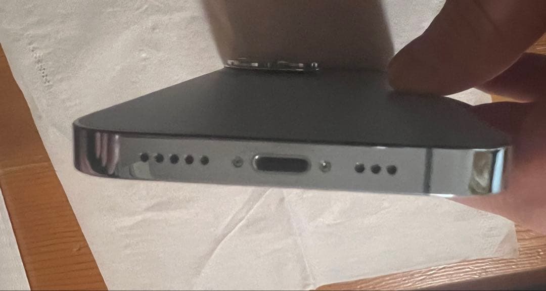 Apple iPhone 13 Pro 256GB バッテリー100%