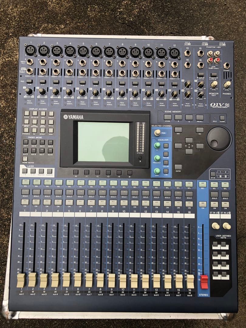 Yamaha O1V96 VCM デジタルミキサー