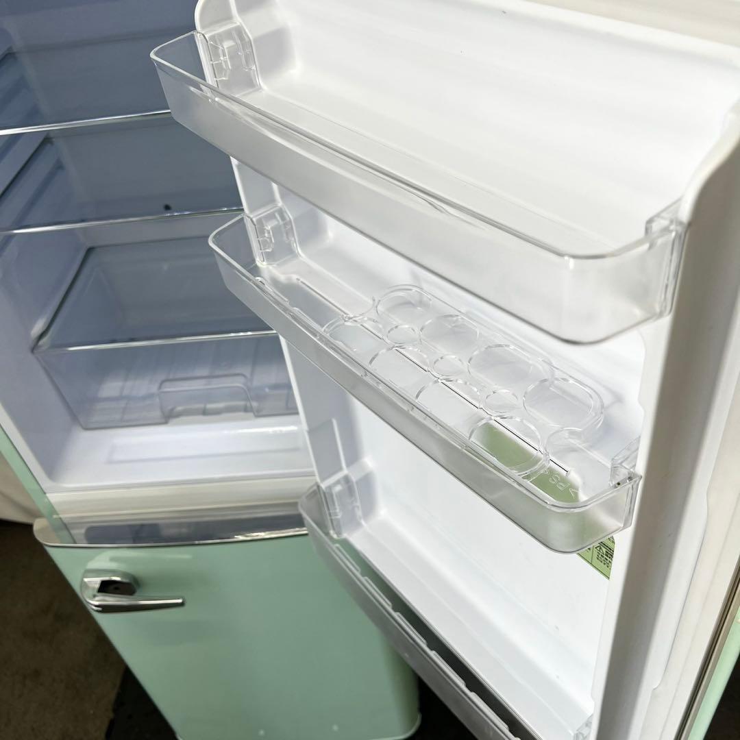 ★128 冷蔵庫　レトロ　おしゃれ　小型　スリム　可愛い　一人暮らし　設置無料