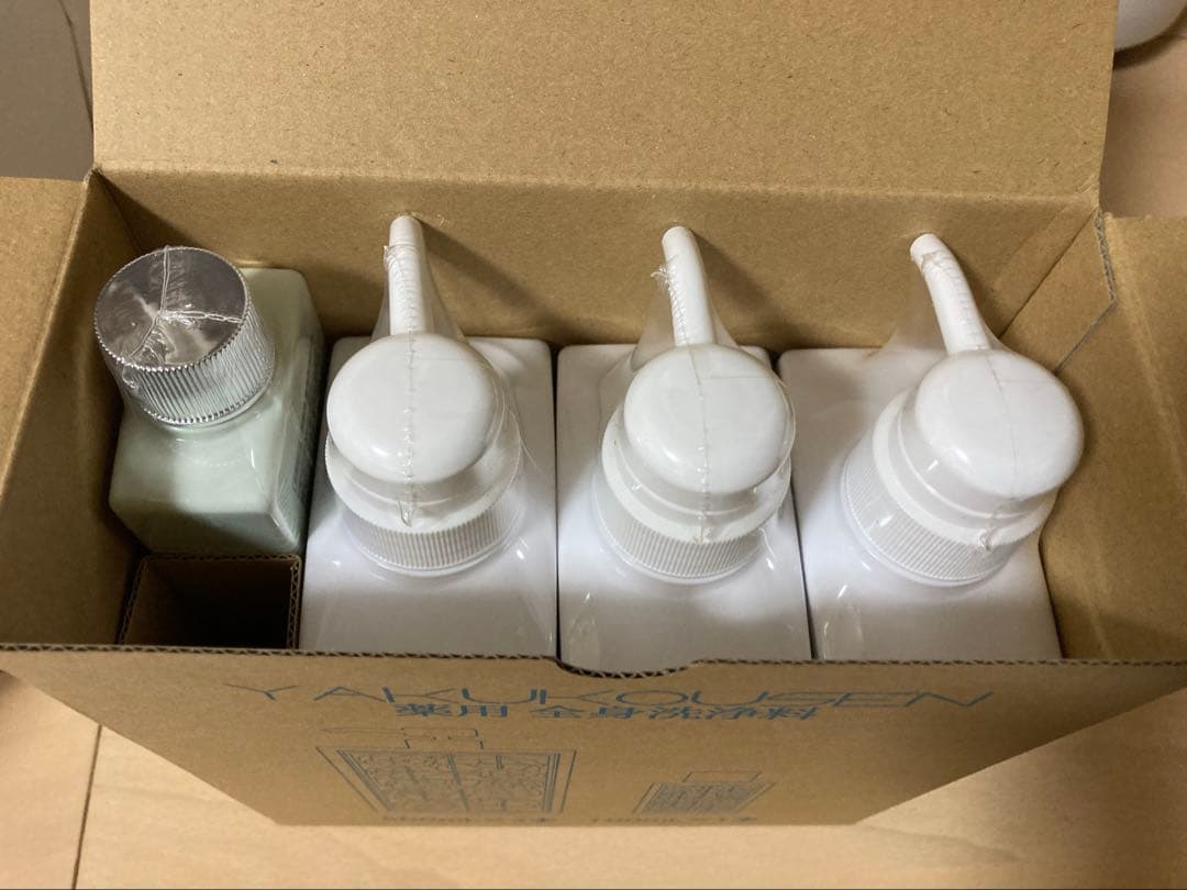 【新品】薬酵泉 薬用 全身洗浄料 ボディソープ　3本ミニボトル1本セット