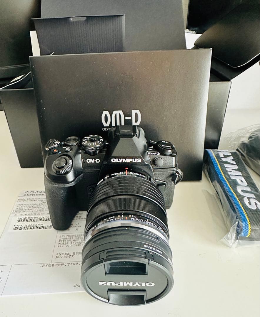 OLYMPUS OMD EMー1 mark2 12-40proキット、ほぼ新品