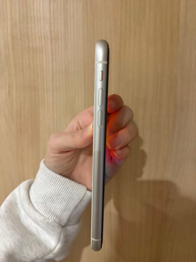 Apple iPhone 11 本体　ケース付き　64GB バッテリー残量86%