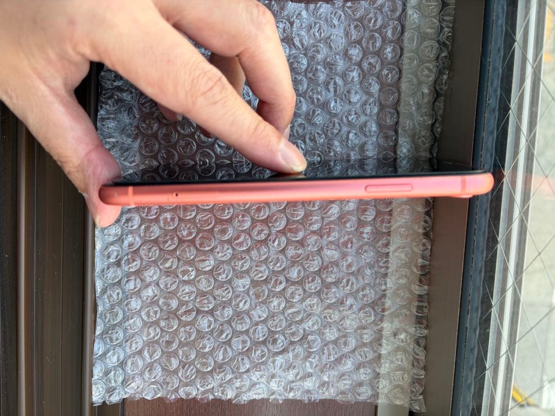 Apple iPhone XR 128gb コーラル バッテリー85%