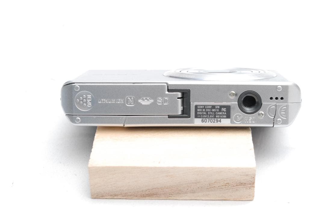 SONY CyberShot DSC-W610 (良品）