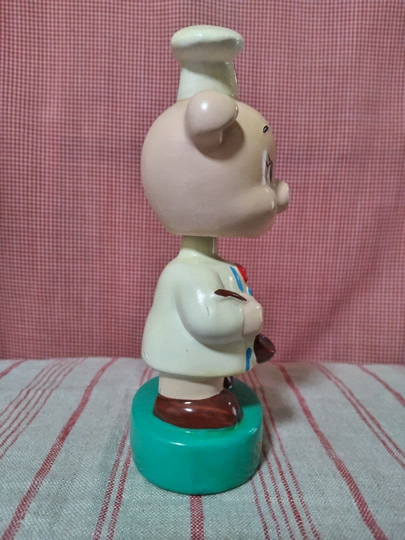 エースコック 首振り人形 陶器製 POGGY COOK