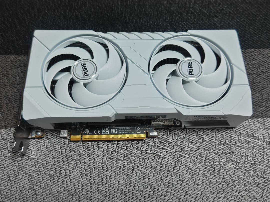 グラフィックボード・グラボ・ビデオカード SAPPHIRE Radeon RX 9060 XT 16G