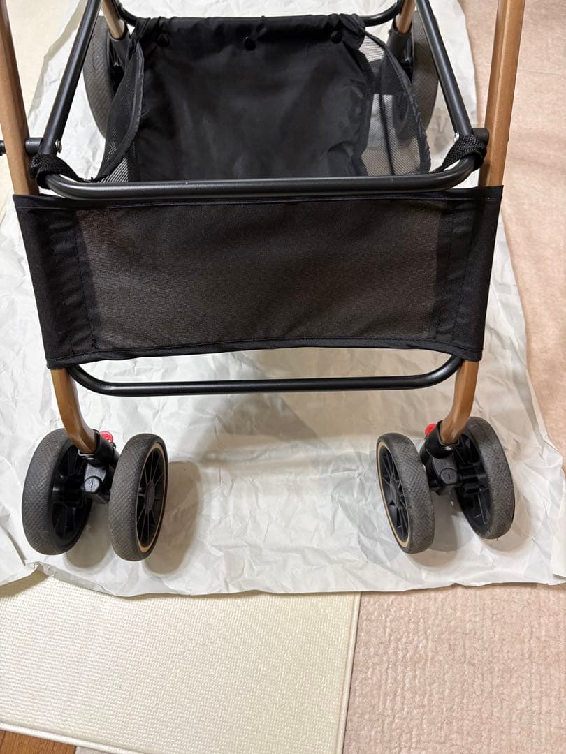 中古Milly & Louis ペットカート すぐ使えます！軽量 引き取り歓迎