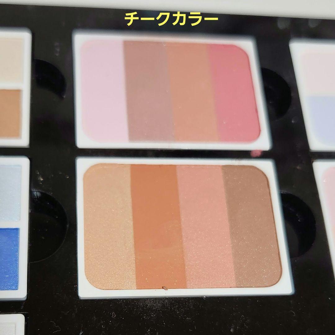 未使用 Sinary アイシャドウ チーク ハイライト パレット 多色 シナリー
