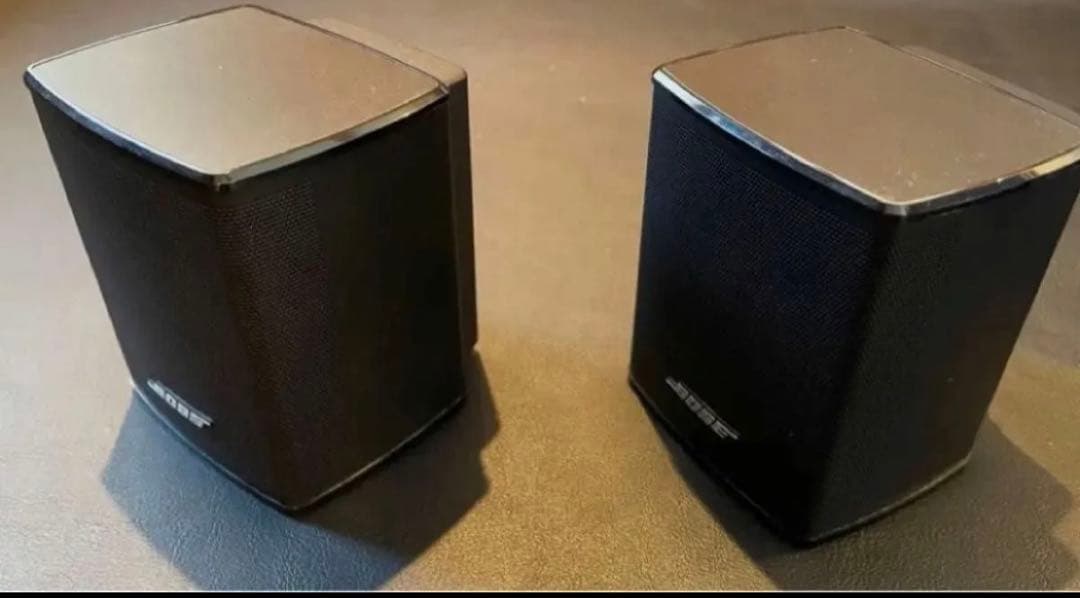 BOSE SURROUND SPEAKERS ワイヤレス　スタンド付き