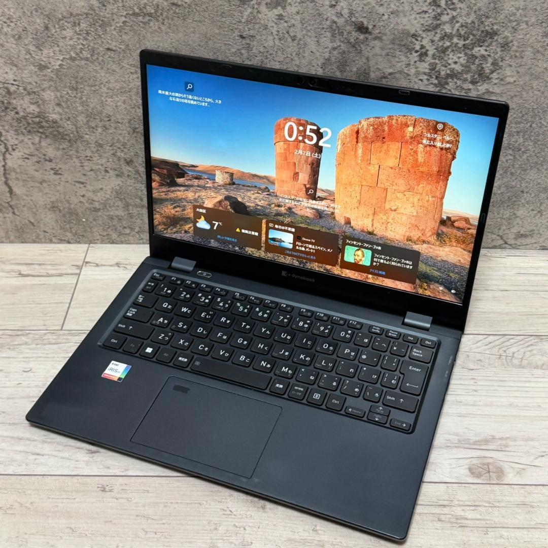 美品☆2022年 i5 メモリ16GB 256GB dynabook G83HU