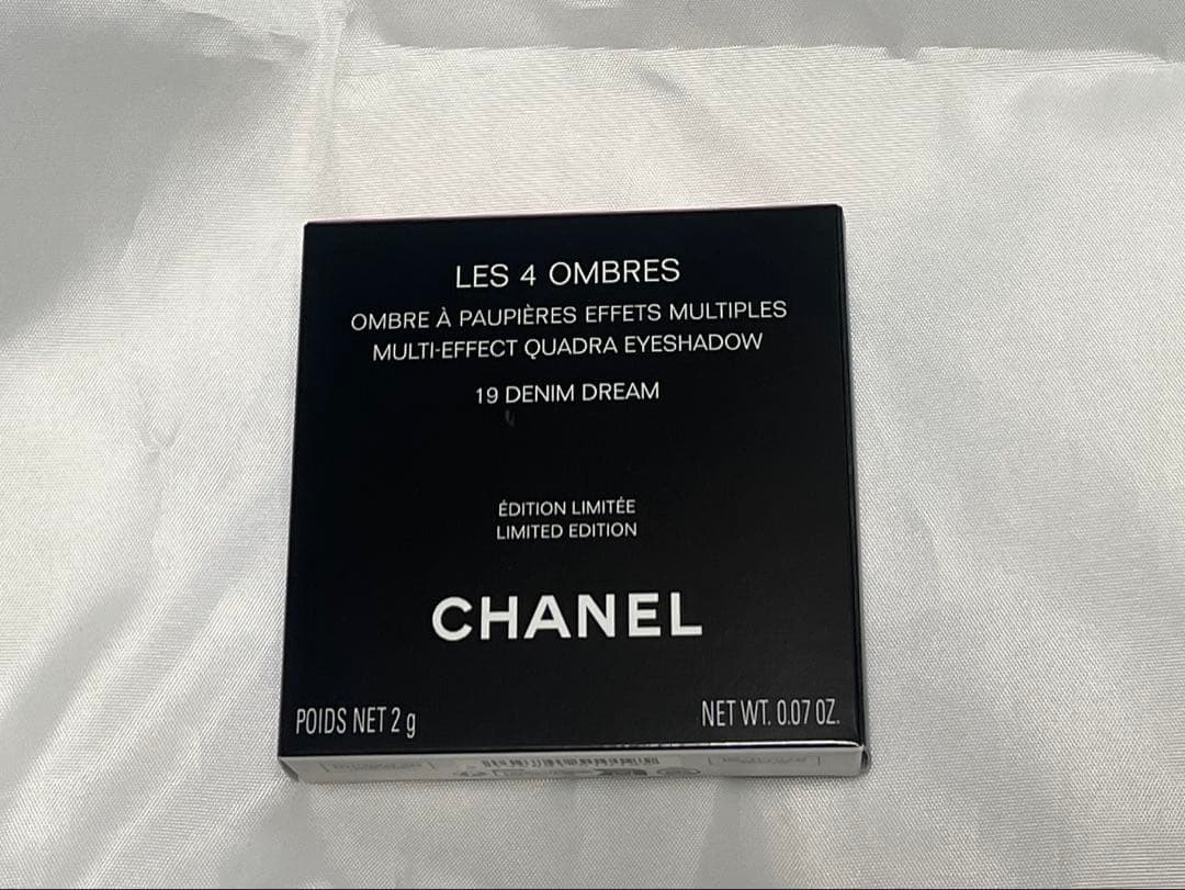 CHANEL シャネル レ キャトル オンブル　19 デニムドリーム　未使用