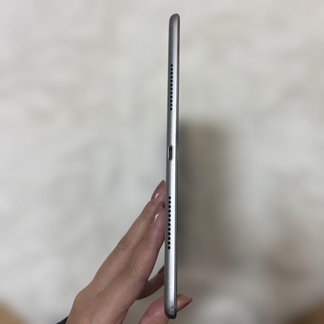 iPad Proシルバー 本体(ジャンク品)