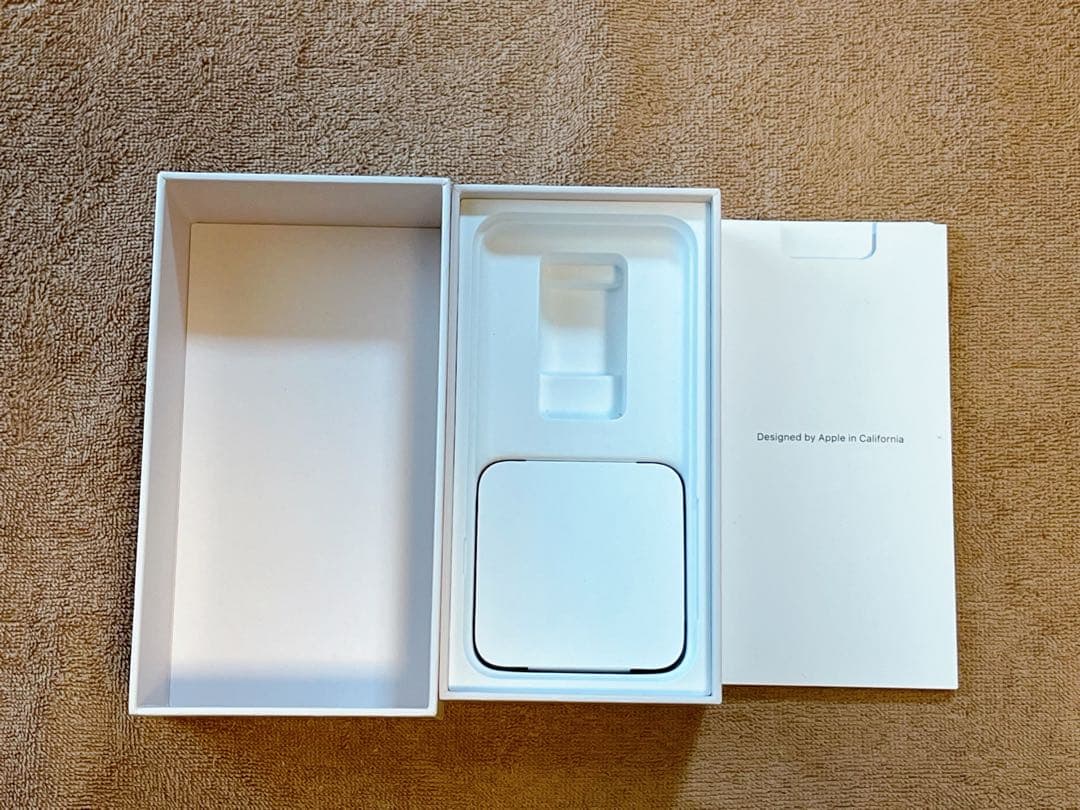 3/10限定値下【美品】Apple iPhone 8　64GB　SIMフリー