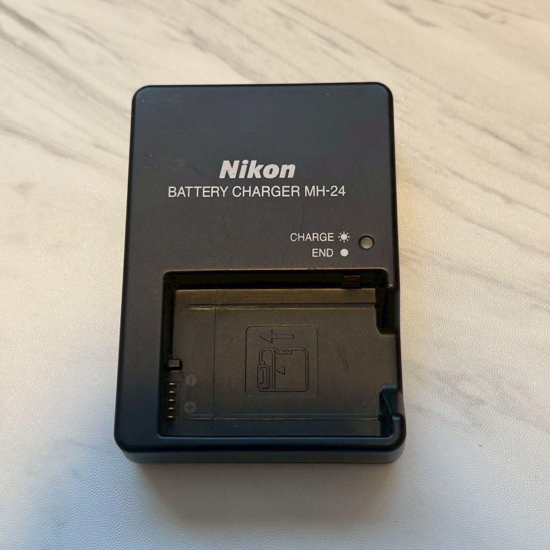 ニコン Nikon 一眼レフ デジタルカメラ D5600 ダブルレンズ レンズ
