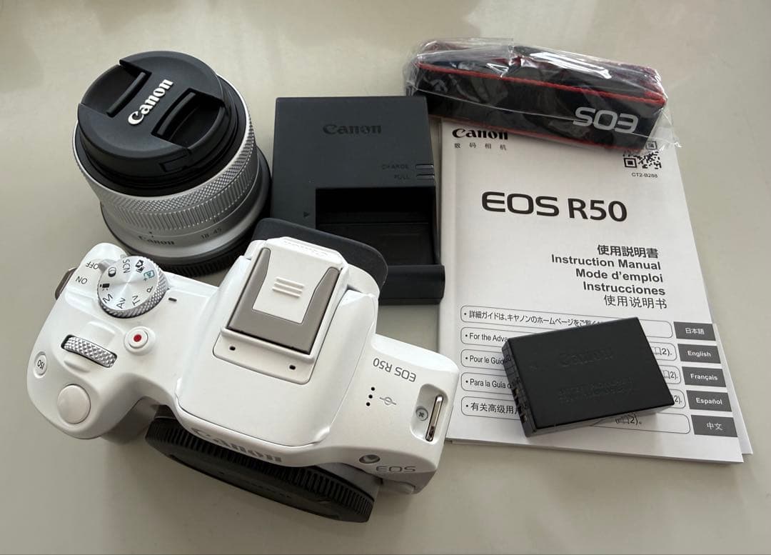 Canon EOS R50 ミラーレス一眼 ホワイト