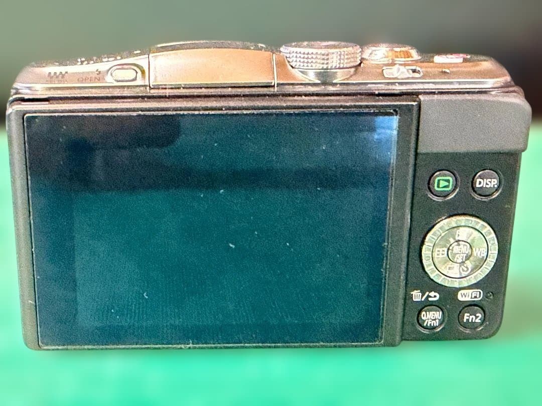 Panasonic Lumix DMC－GF6 ボディ ブラック