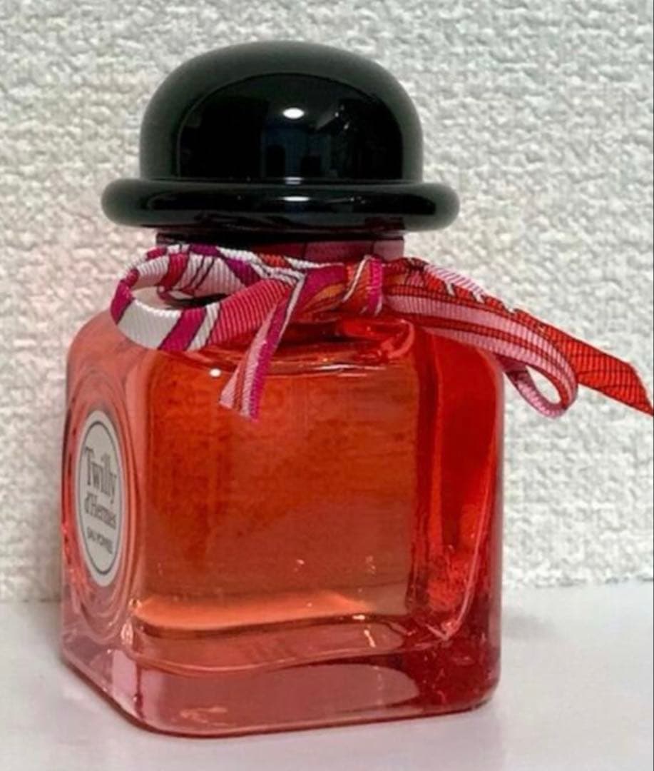 エルメス　Twilly d'Hermès Eau Poivrée 香水