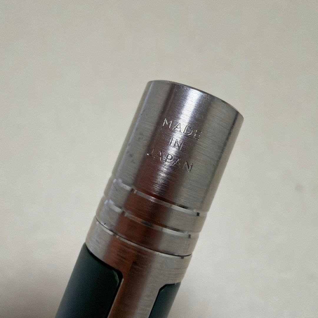 新品 限定 三菱鉛筆 uni ユニ レイヤード ボールペン グリーン 箱付き