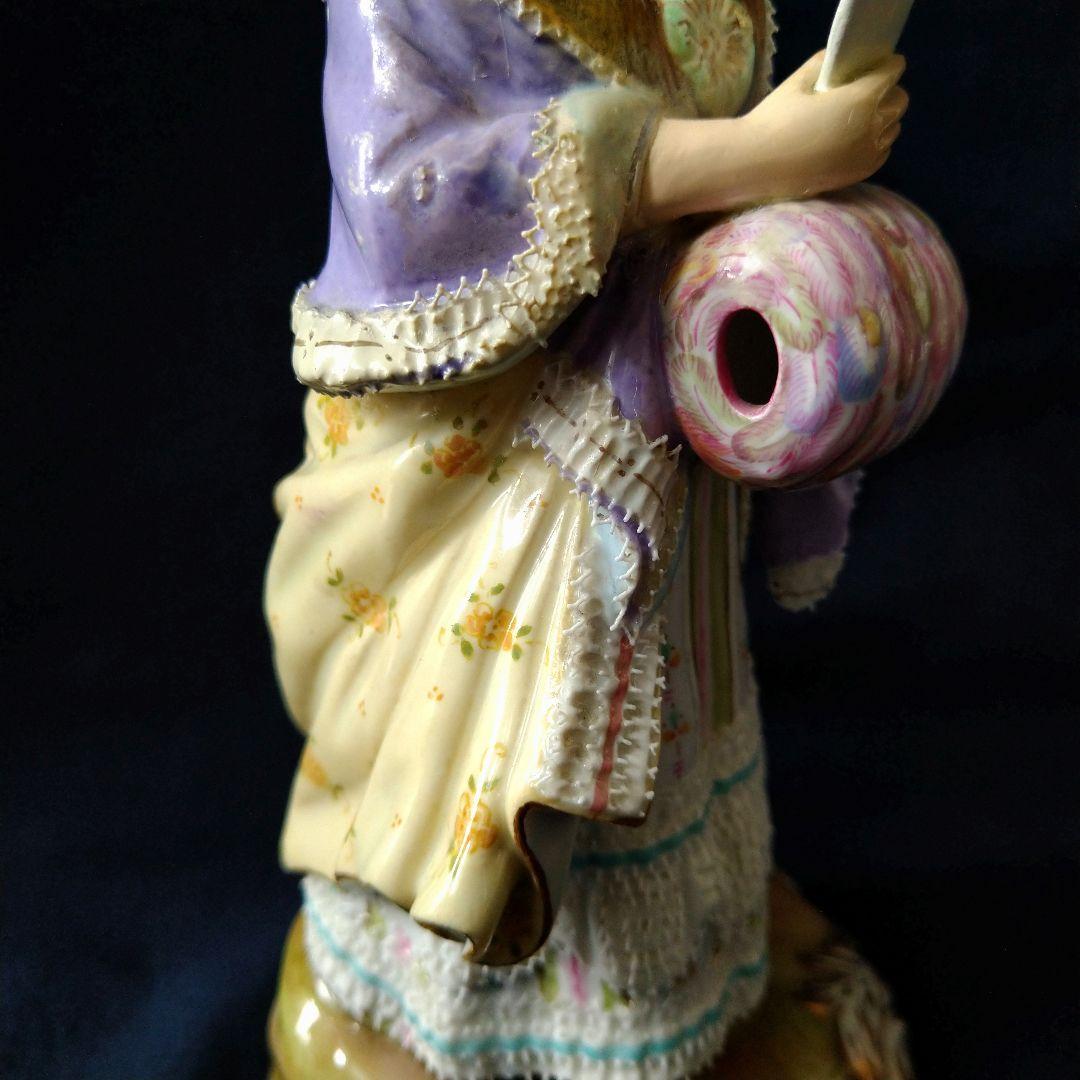 ✤1924年以前マイセン(Meissen)✤『マフを持つ女性』