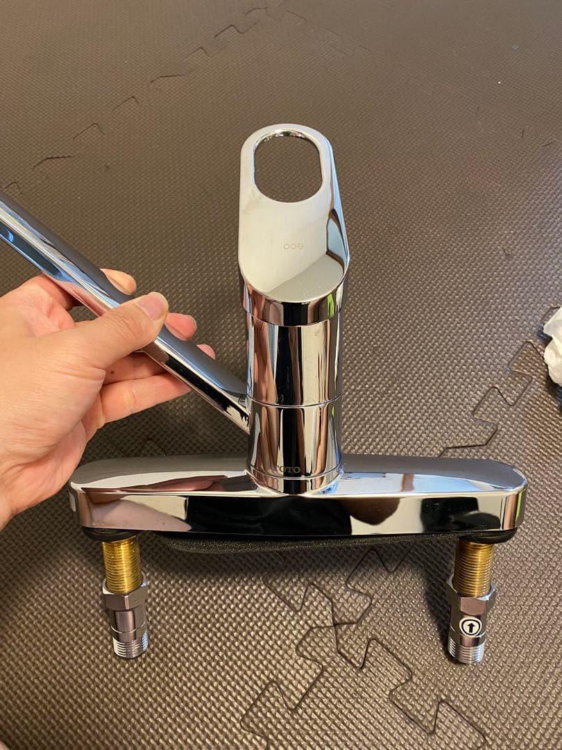TOTO TKG33Eキッチン用2穴 シングルレバー式混合栓