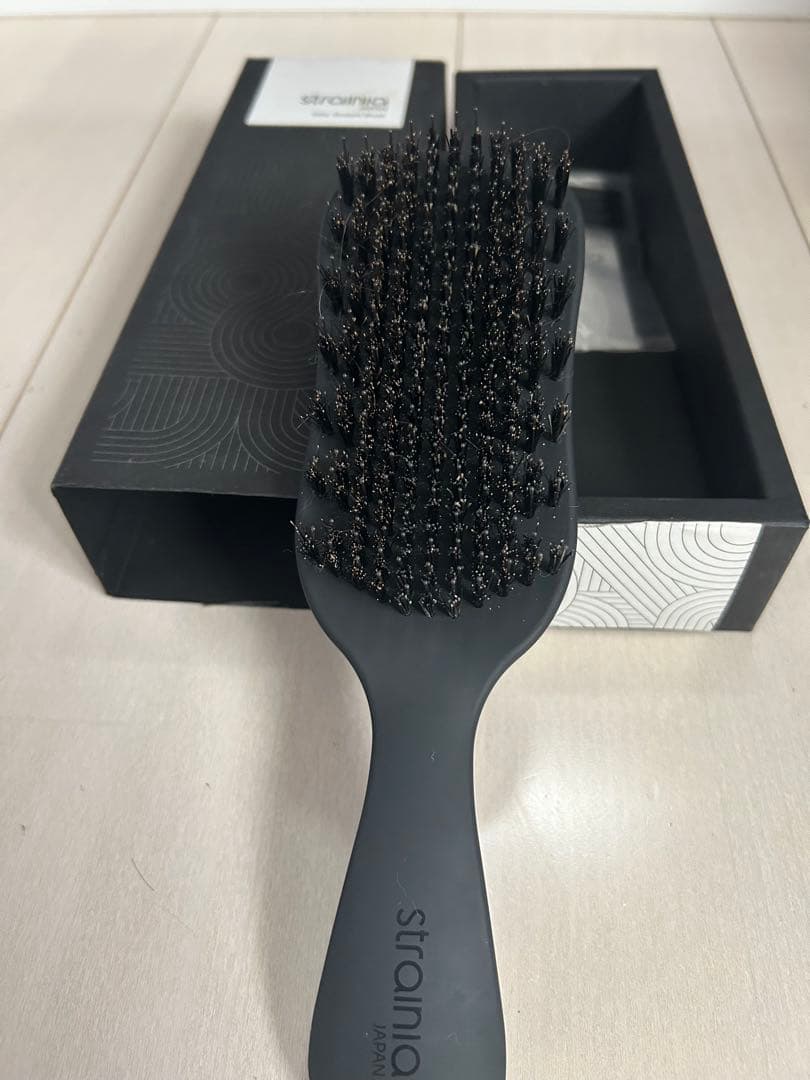 strania Care Straight Brush ブラック