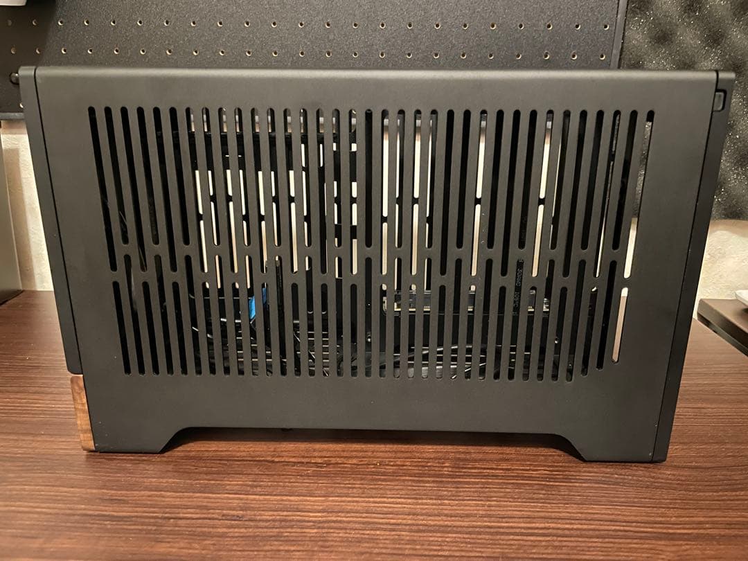 Fractal Design Terra ブラックMini-ITXケース